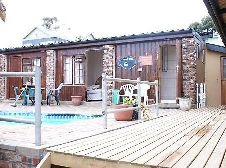 Jeffreys Bay Backpackers Hostel Екстериор снимка