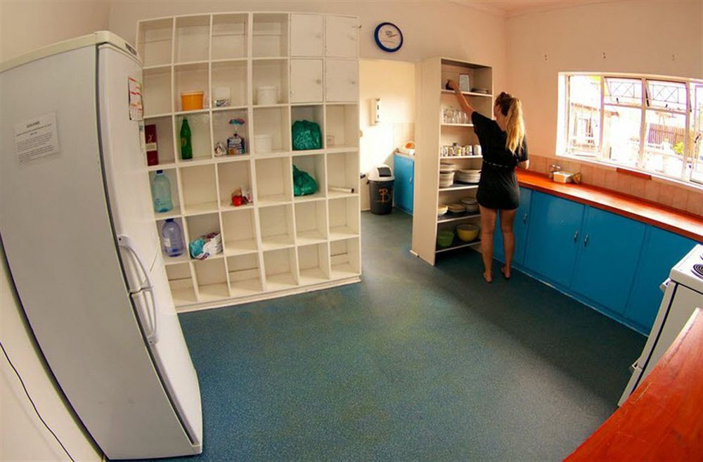 Jeffreys Bay Backpackers Hostel Екстериор снимка